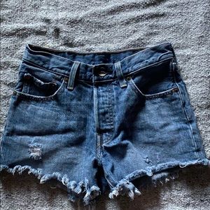 501 LEVI SHORTS